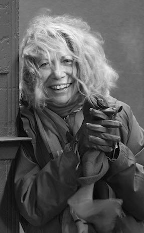 Robyn Schulowsky Bio Photo